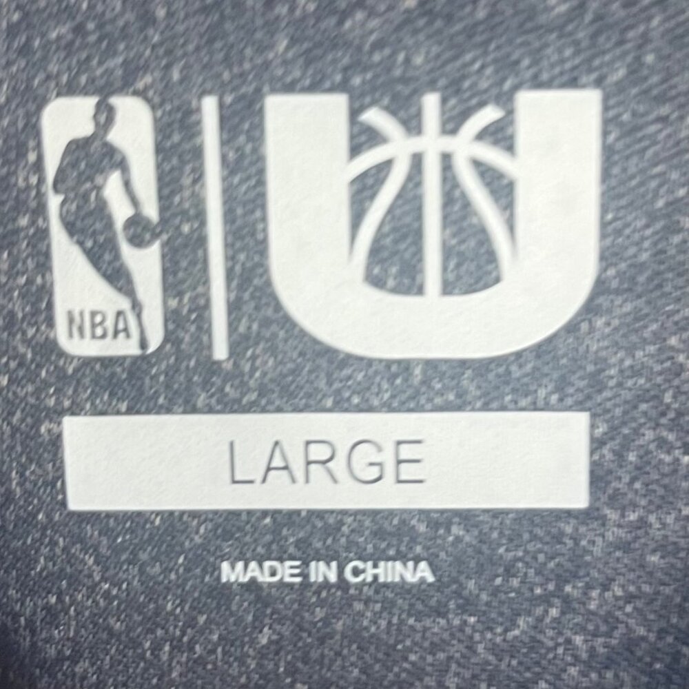 Cleveland Cavaliers NBA Tshirt Mens Large Blue Short Sleeves - Picture 6 of 7